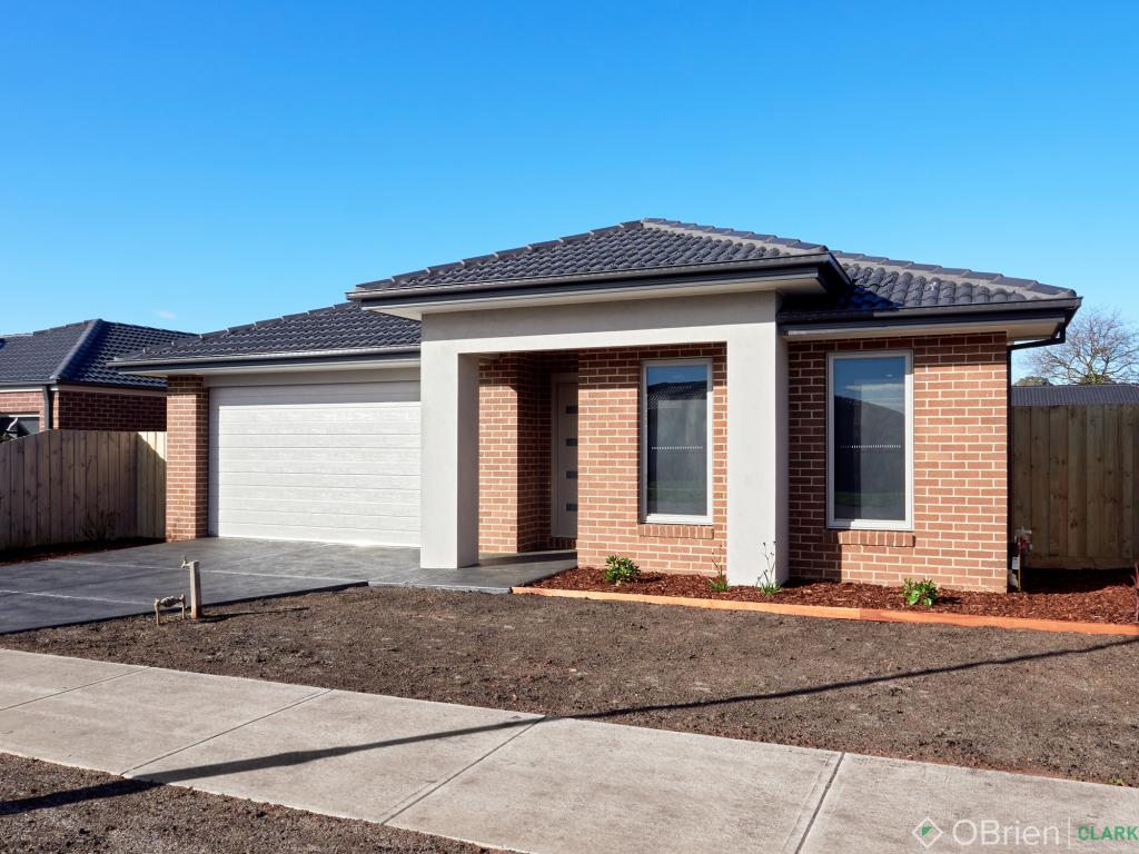 25 BYRON DR, DROUIN, VIC 3818