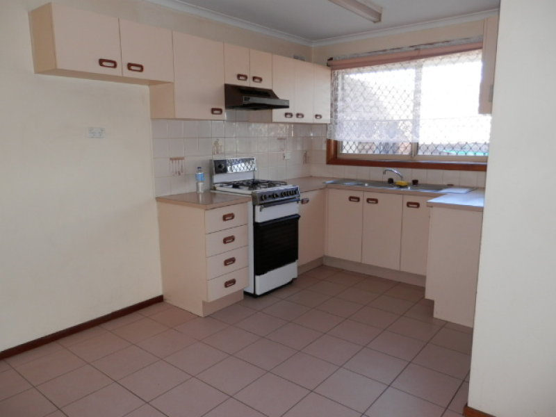 1/168 Waterloo Rd, Oak Park, VIC 3046