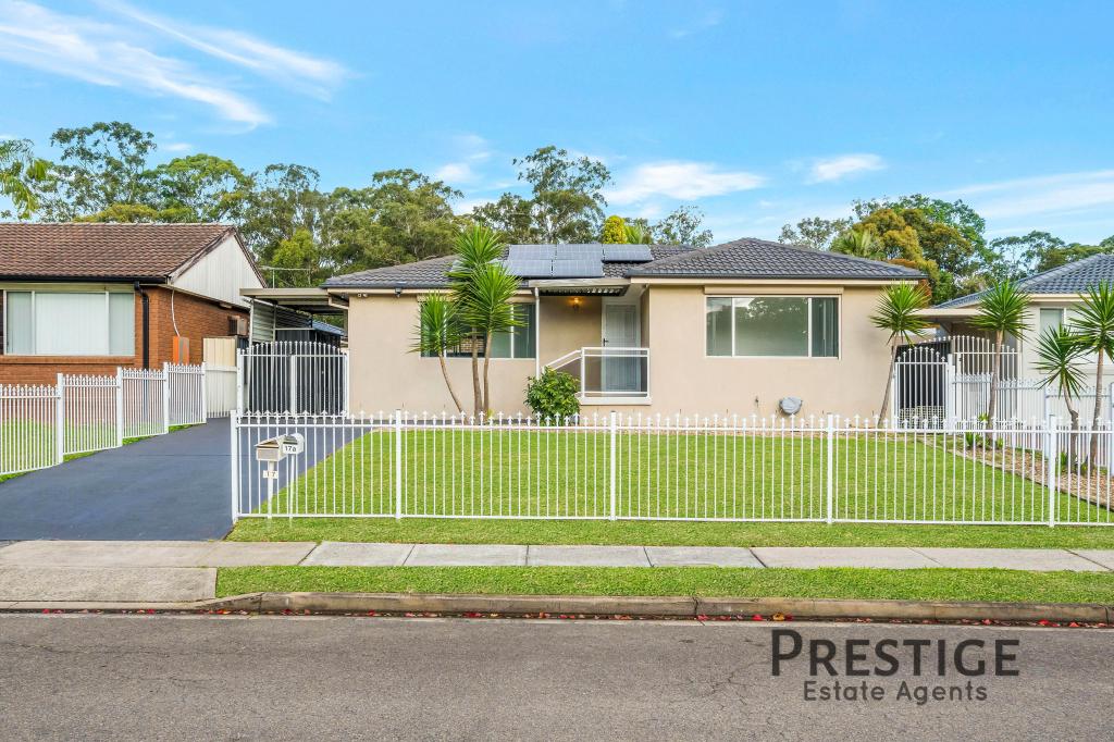 17 Pilliga Cres, Bossley Park, NSW 2176