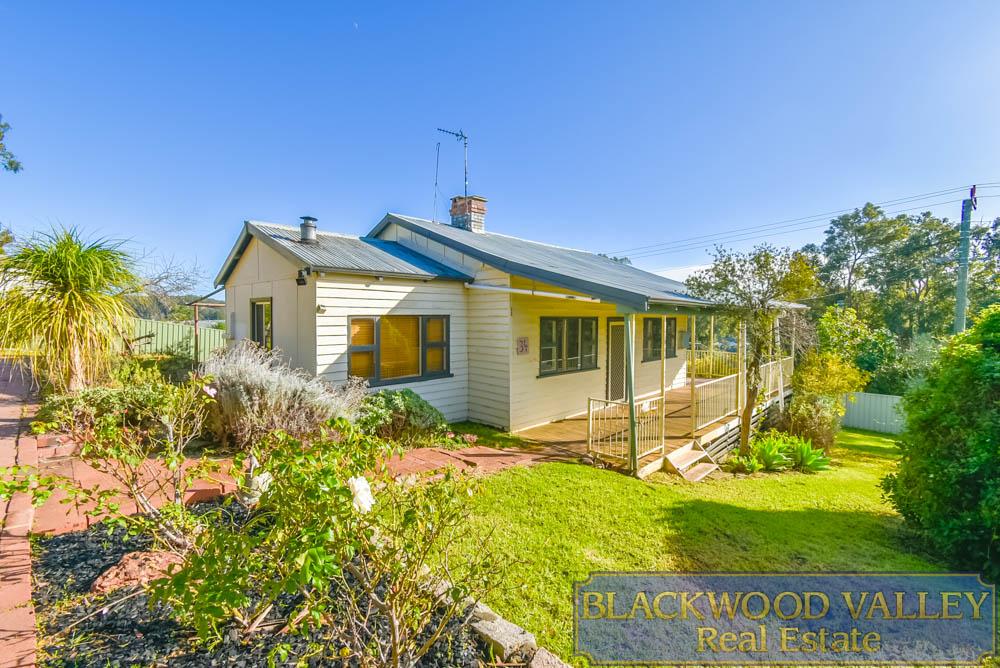 34 Blechynden St, Bridgetown, WA 6255