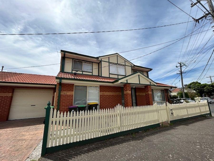 2/2 Hamilton St, Brunswick West, VIC 3055
