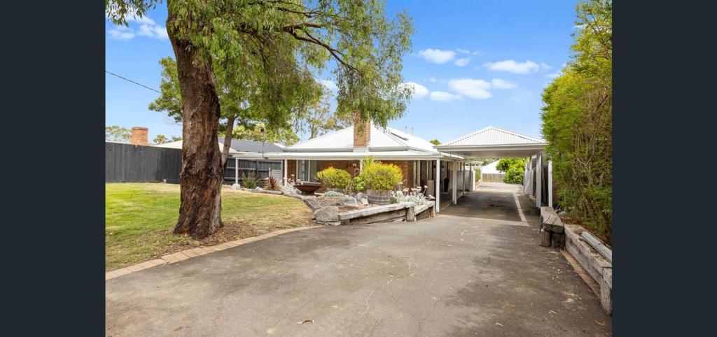 22 Wynnstay Rd, Mount Eliza, VIC 3930