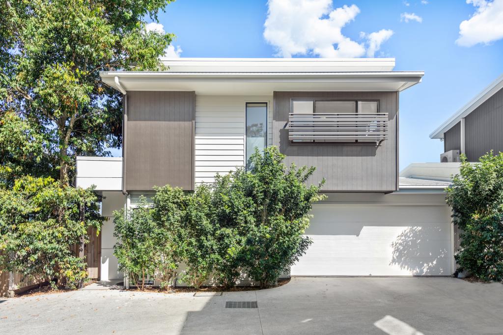 2/15 Sambar Cl, Chermside West, QLD 4032