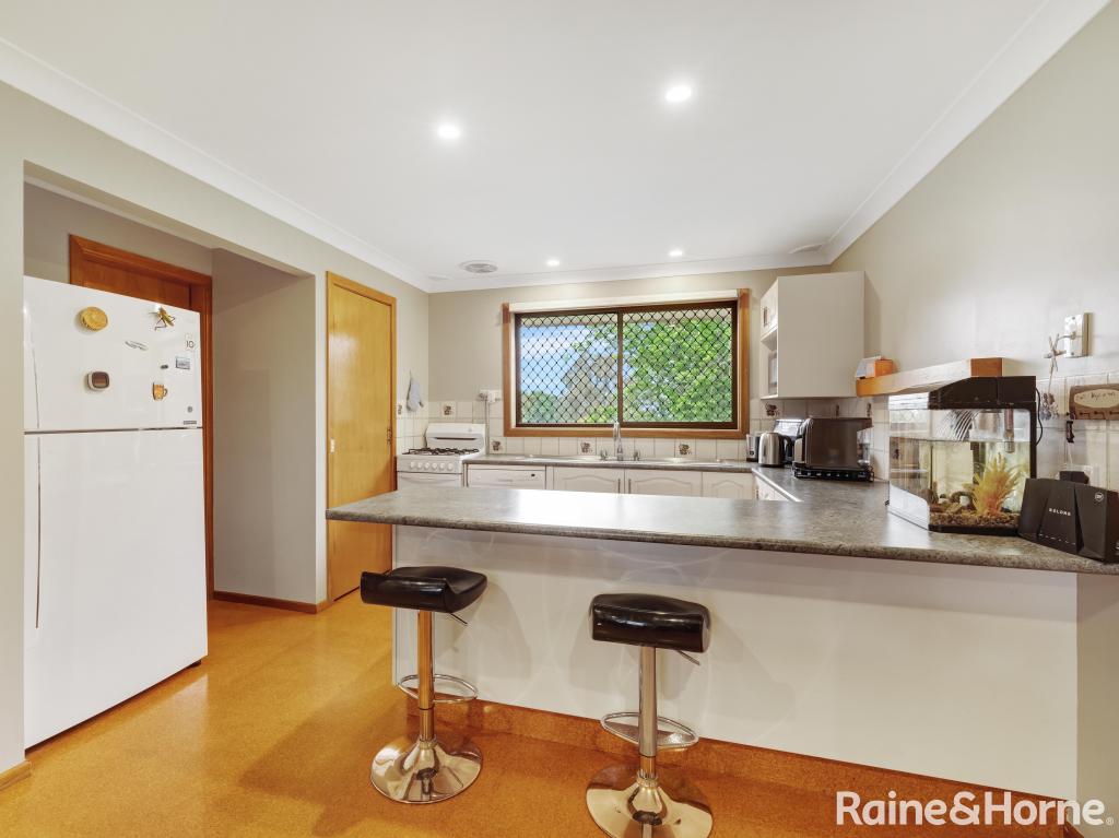 41 Kabbera Bvd, Kelso, NSW 2795