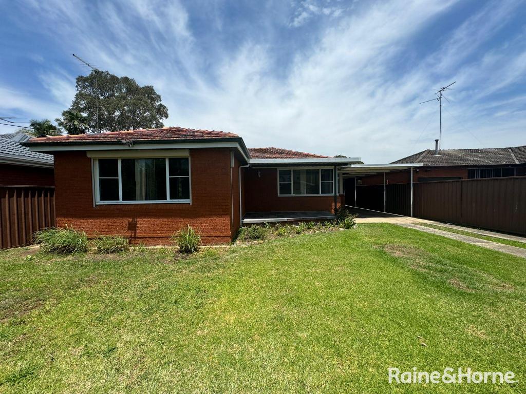 13 Canberra Cres, Campbelltown, NSW 2560