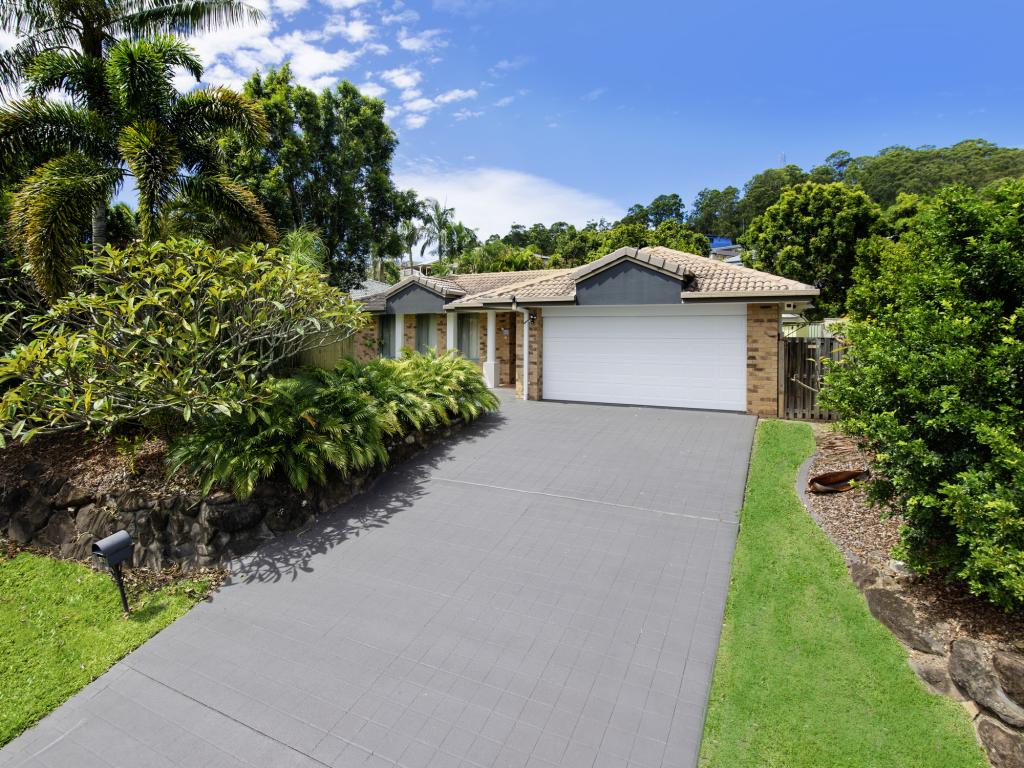 49 Saffron St, Elanora, QLD 4221