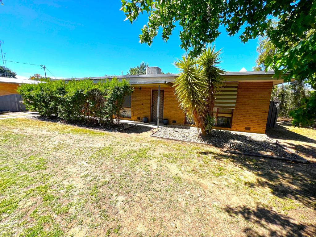 355 Victoria St, Deniliquin, NSW 2710