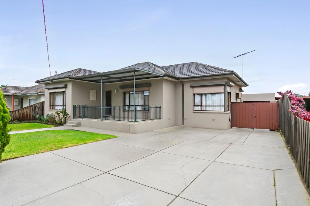 12 Lindenow St, Reservoir, VIC 3073