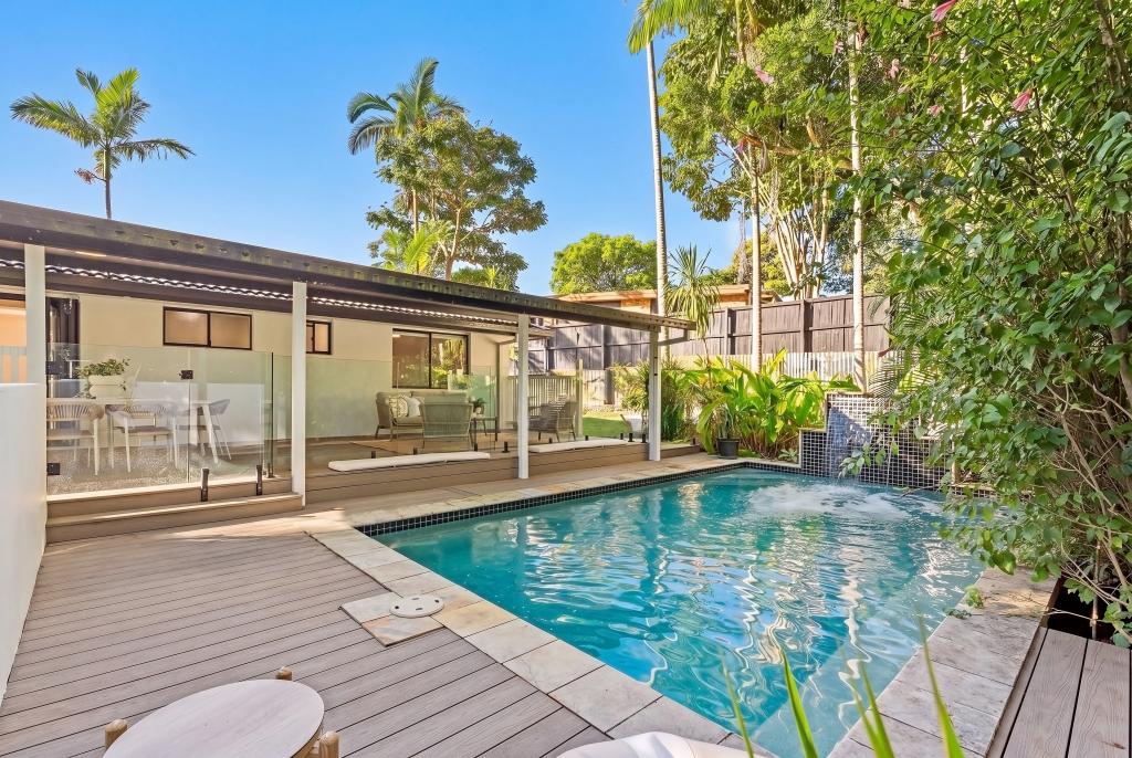 4 Koro Ct, Ashmore, QLD 4214