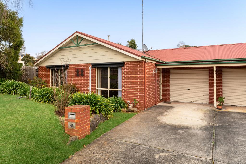 1/7 Fuhrmann Ct, Drouin, VIC 3818
