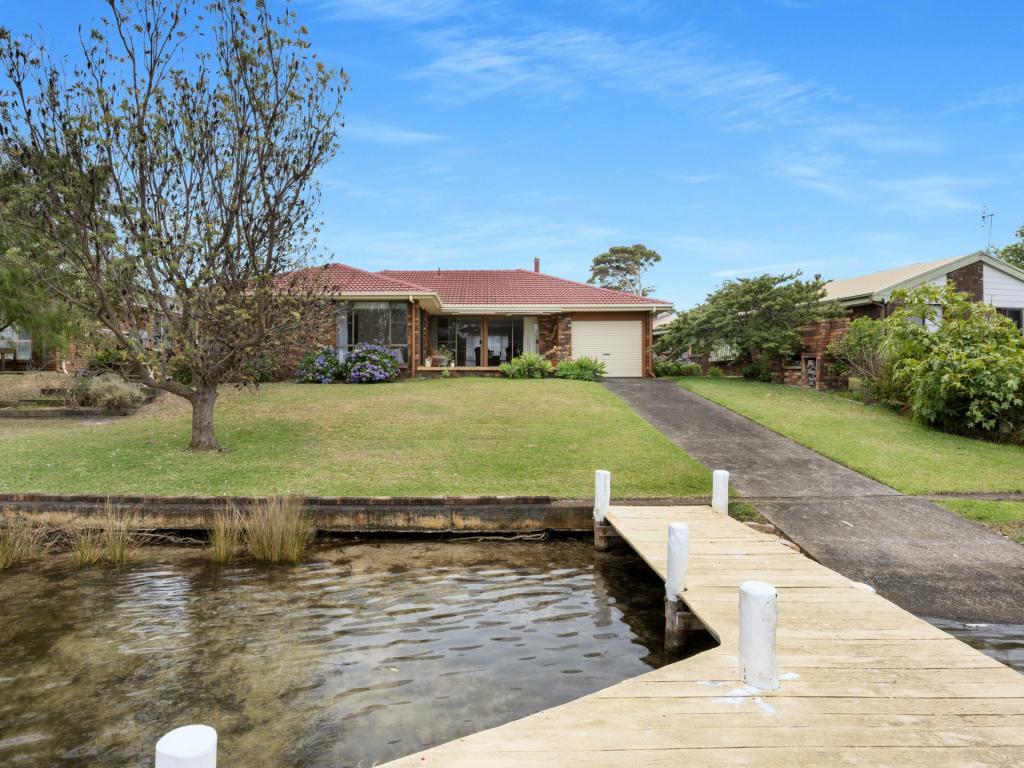 7 Plover Cl, Sussex Inlet, NSW 2540