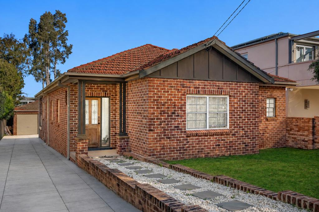 106 Hurstville Rd, Hurstville Grove, NSW 2220