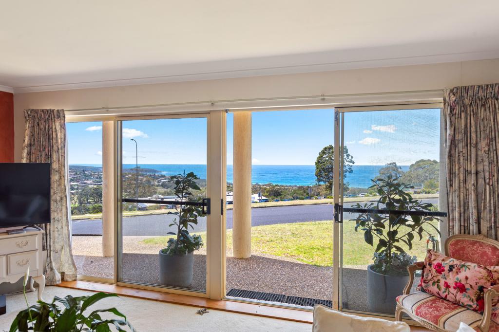 1/8 The Fairway, Tura Beach, NSW 2548