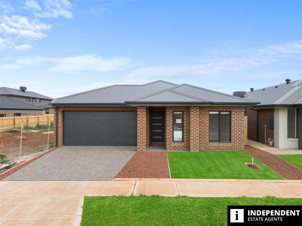 22 Trudeau Rd, Melton South, VIC 3338