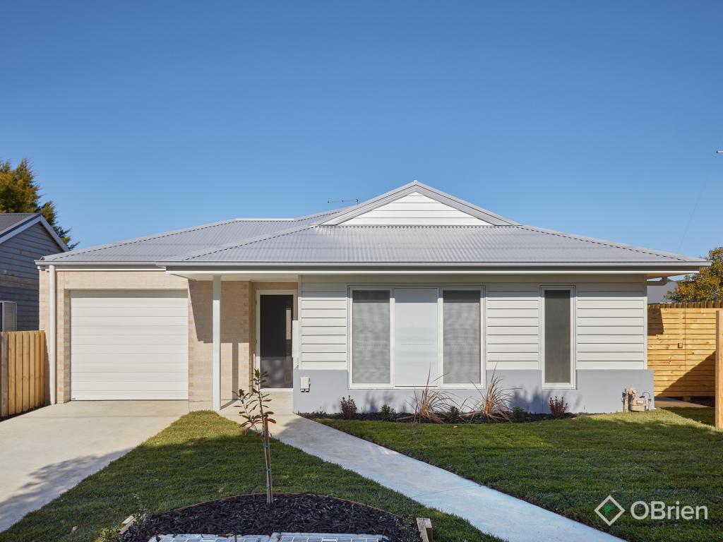 64A SUTTON ST, WARRAGUL, VIC 3820