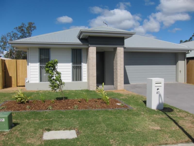 87 Francisca Dr, Augustine Heights, QLD 4300