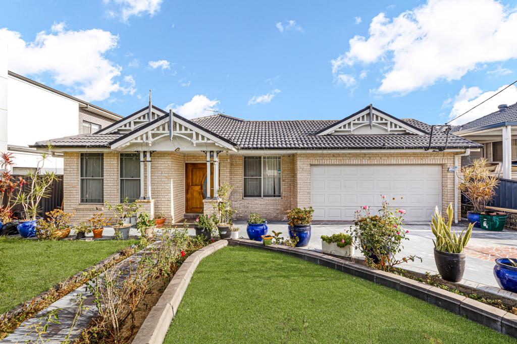 16 Austin Cres, Constitution Hill, NSW 2145