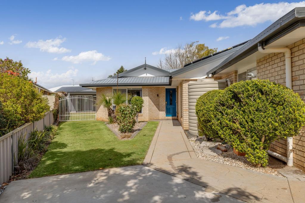 6 FREYLING CT, KEARNEYS SPRING, QLD 4350