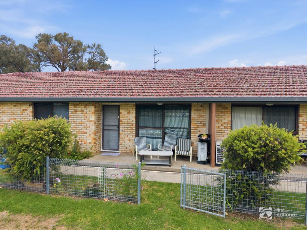 2/82 Douglas St, Armidale, NSW 2350