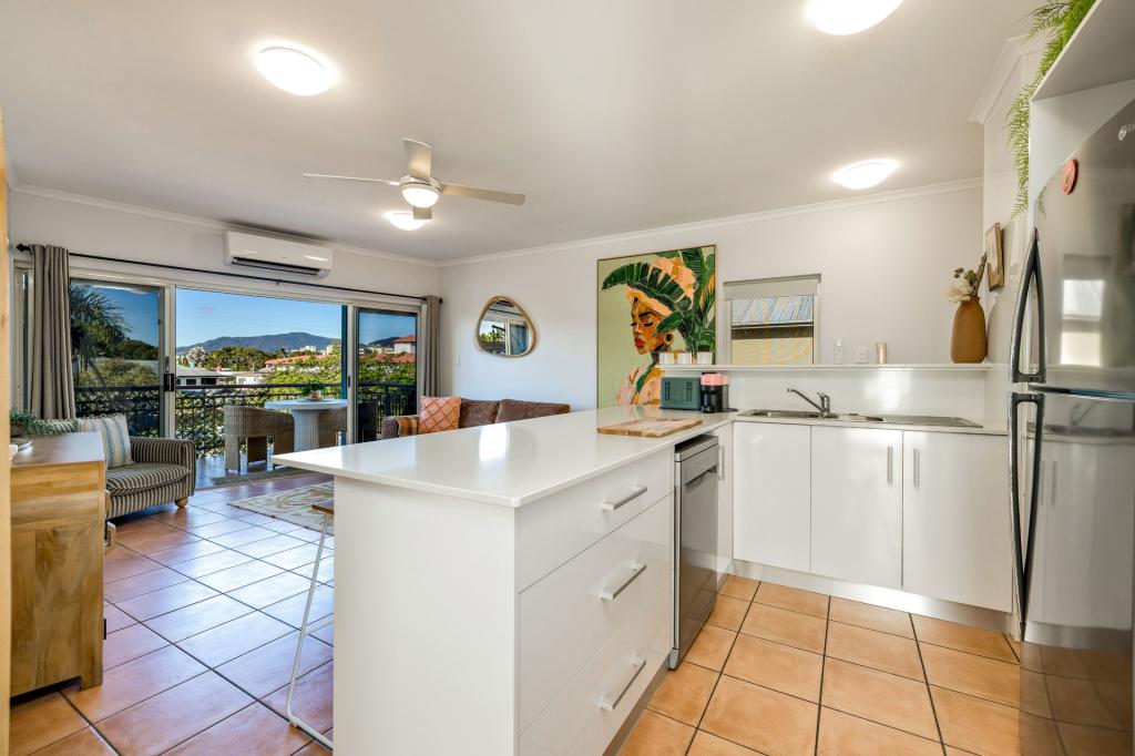 7/205 Mcleod St, Cairns North, QLD 4870