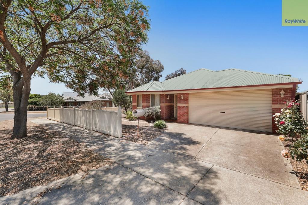 17 Grantleigh Dr, Darley, VIC 3340