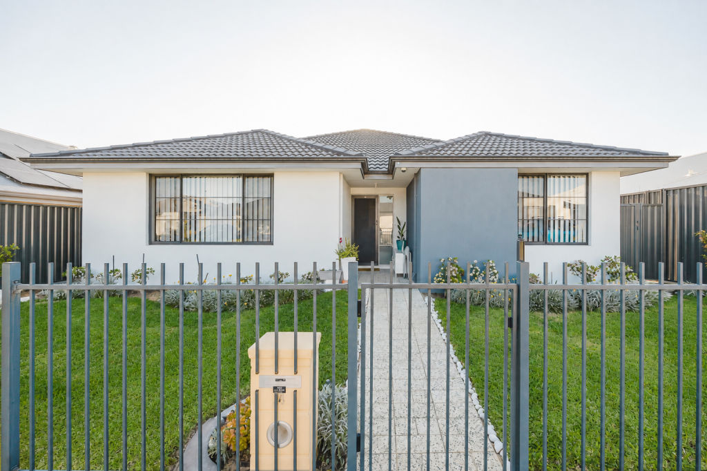 24 Lofter Way, Yanchep, WA 6035