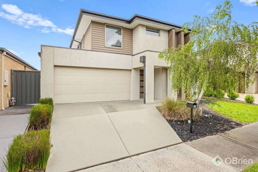 17 Serene Way, Clyde North, VIC 3978
