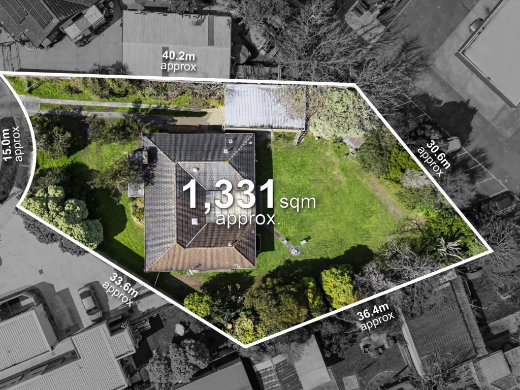 7 FRANKLIN CT, FRANKSTON, VIC 3199