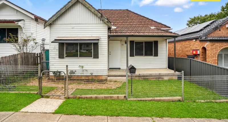 25 High St, Granville, NSW 2142