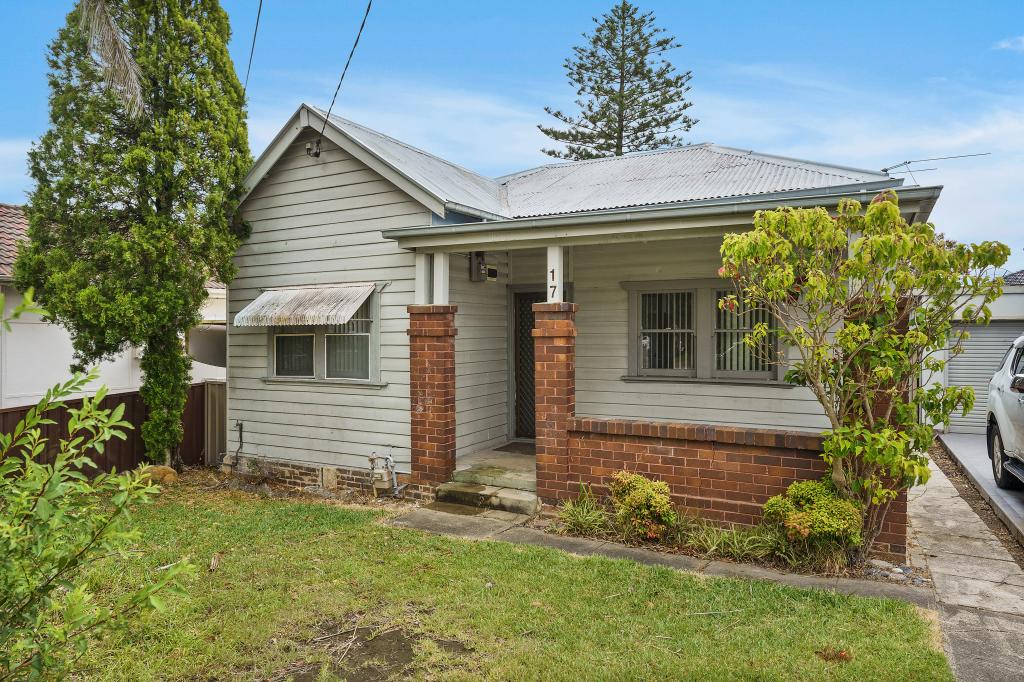 17 Flora St, Roselands, NSW 2196