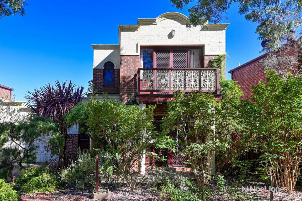 3 Hannora Cres, Croydon, VIC 3136