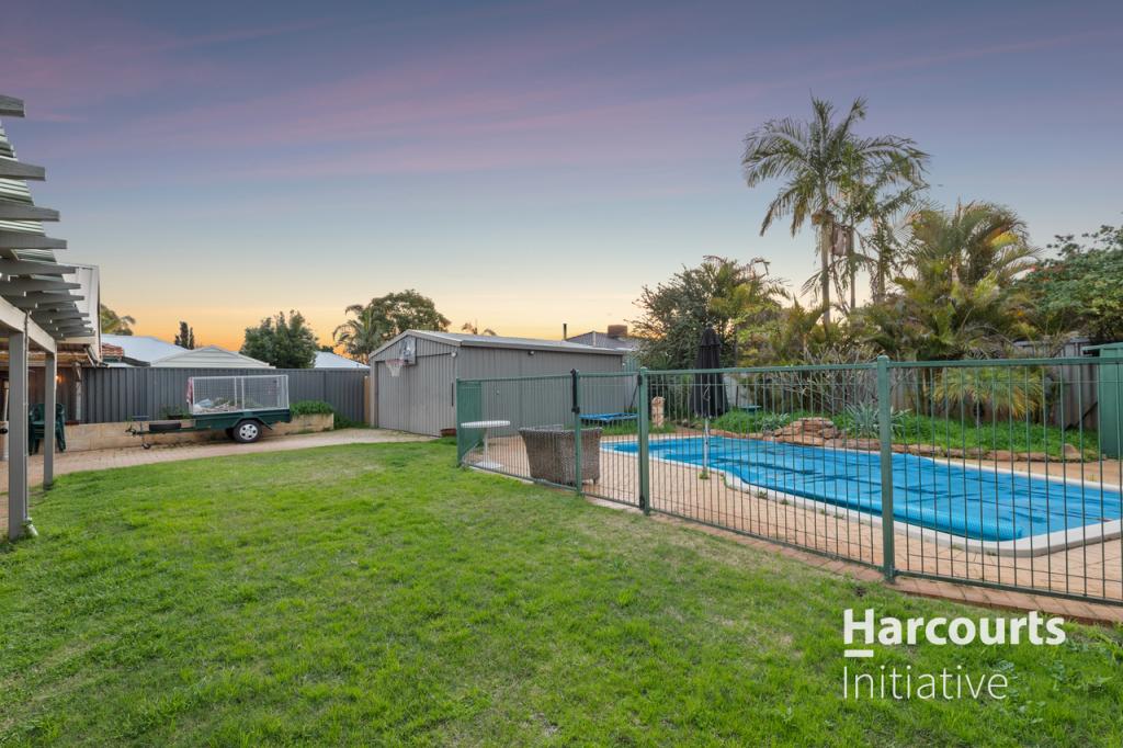 13 Rosella Cir, Ballajura, WA 6066