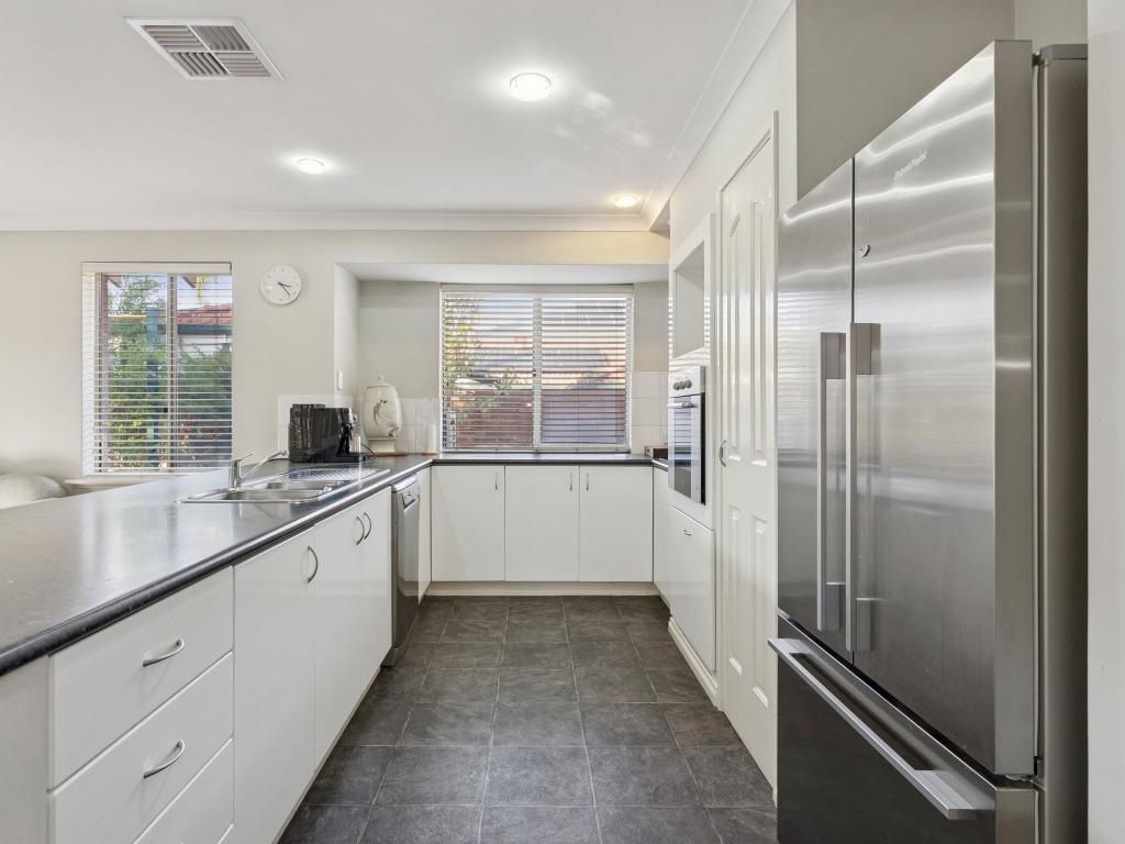 2 Murray St, Como, WA 6152