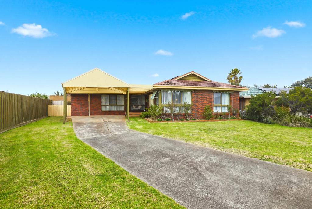 2 Berkley Pl, Melton West, VIC 3337