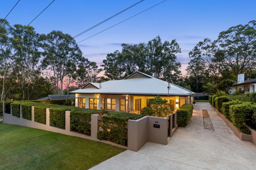 25 Scenic Rd, Kenmore, QLD 4069