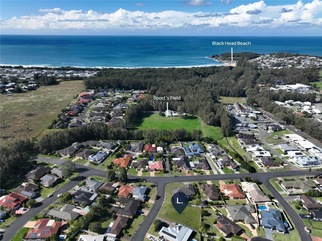 4 LUCAS CT, BLACK HEAD, NSW 2430