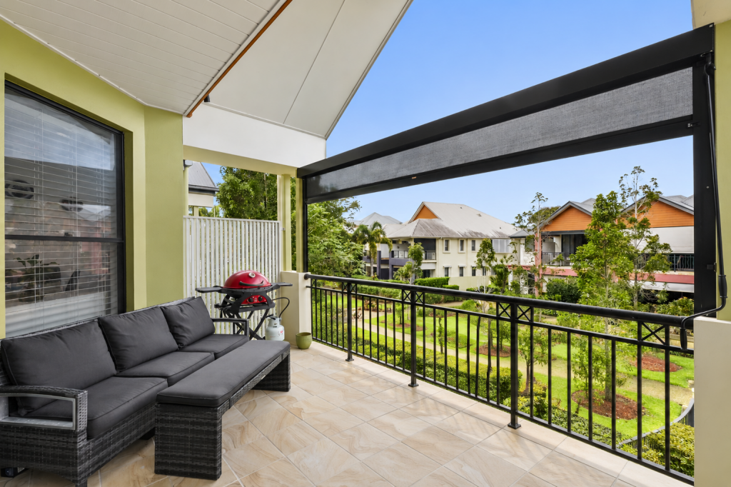 2082/1 The Vistas Dr, Carrara, QLD 4211