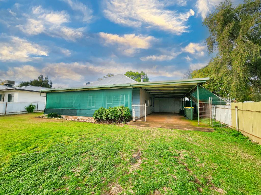 97 Warrah St, Peak Hill, NSW 2869