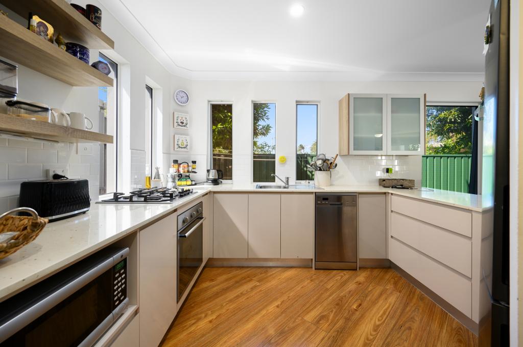 4/17 Thelma Ave, Biggera Waters, QLD 4216