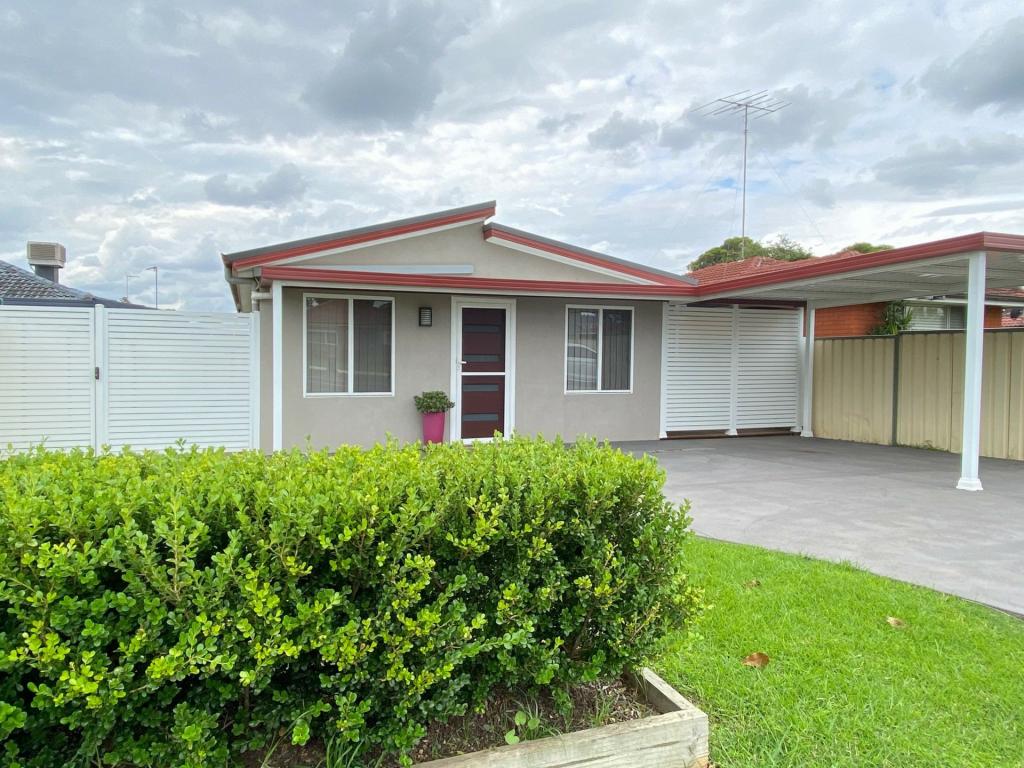 30a Racecourse Rd, South Penrith, NSW 2750