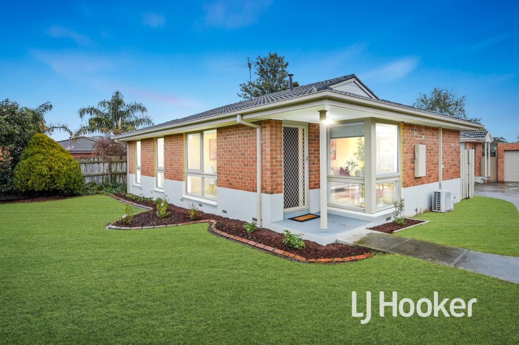 11 Strong Dr, Hampton Park, VIC 3976