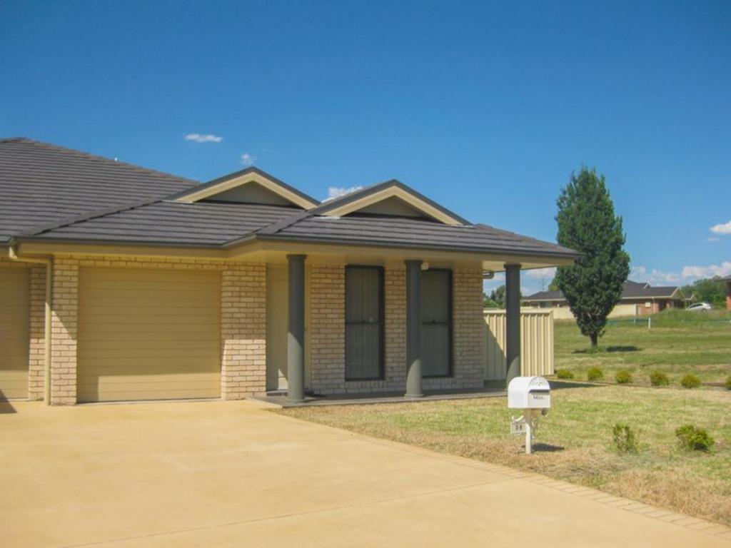 38B WATTLE ST, GUNNEDAH, NSW 2380