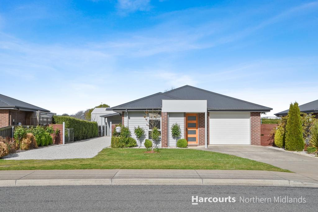 17 Cromwell St, Perth, TAS 7300