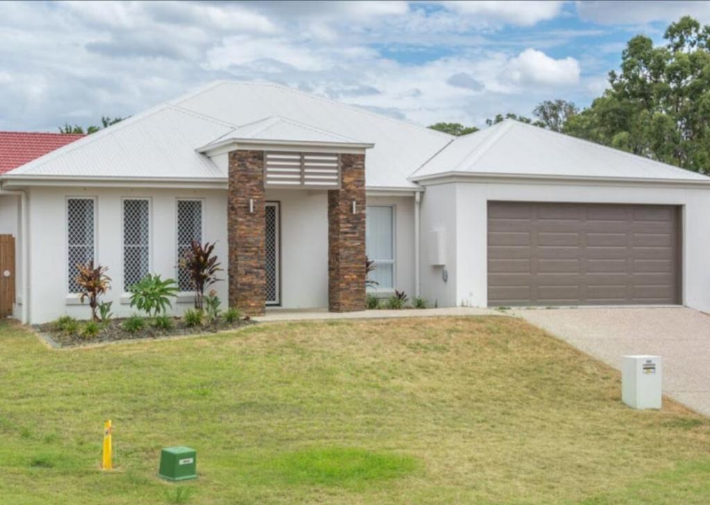 46 Sunningdale St, Oxley, QLD 4075