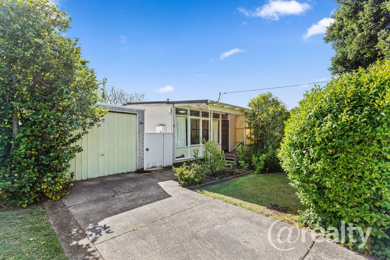 5 Florida Dr, Ferntree Gully, VIC 3156