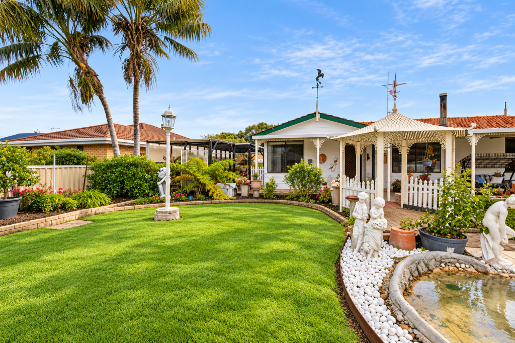 14 Jones Way, Abbey, WA 6280