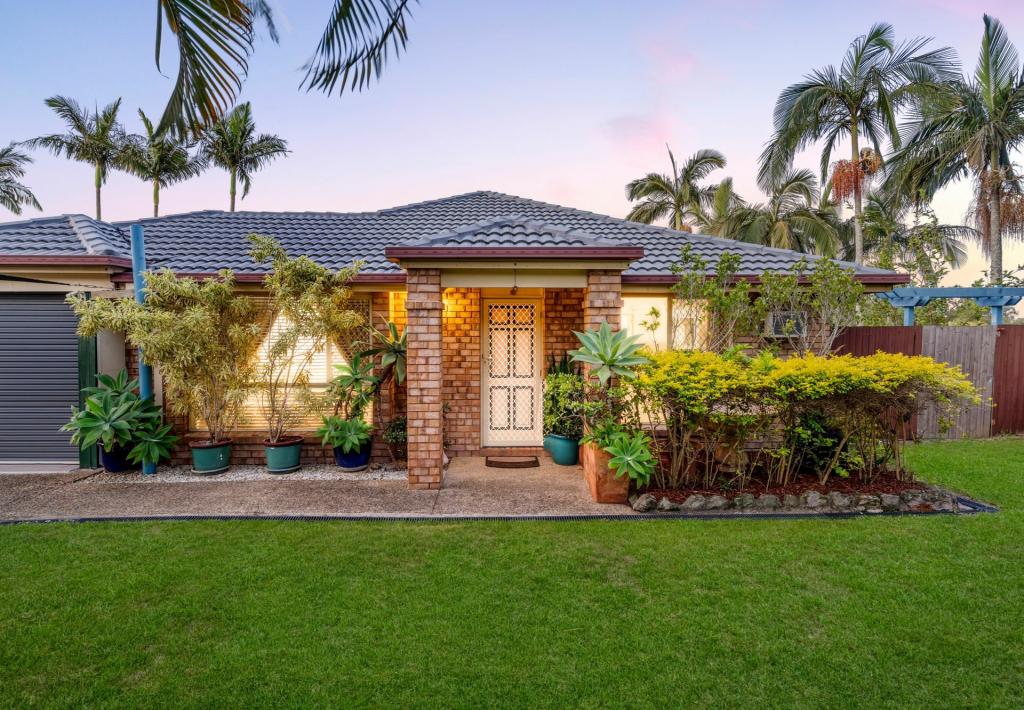 33 CHESTERFIELD CRES, KURABY, QLD 4112