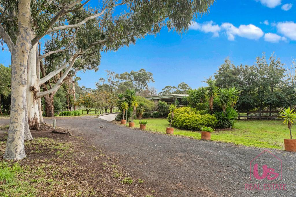 75 Carr-Boyd Rd, Cranbourne South, VIC 3977