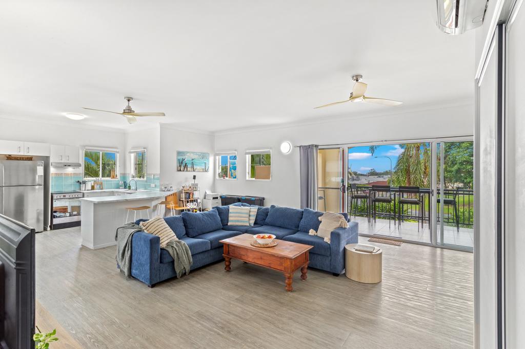 19/20 ISLAND DR, CANNONVALE, QLD 4802