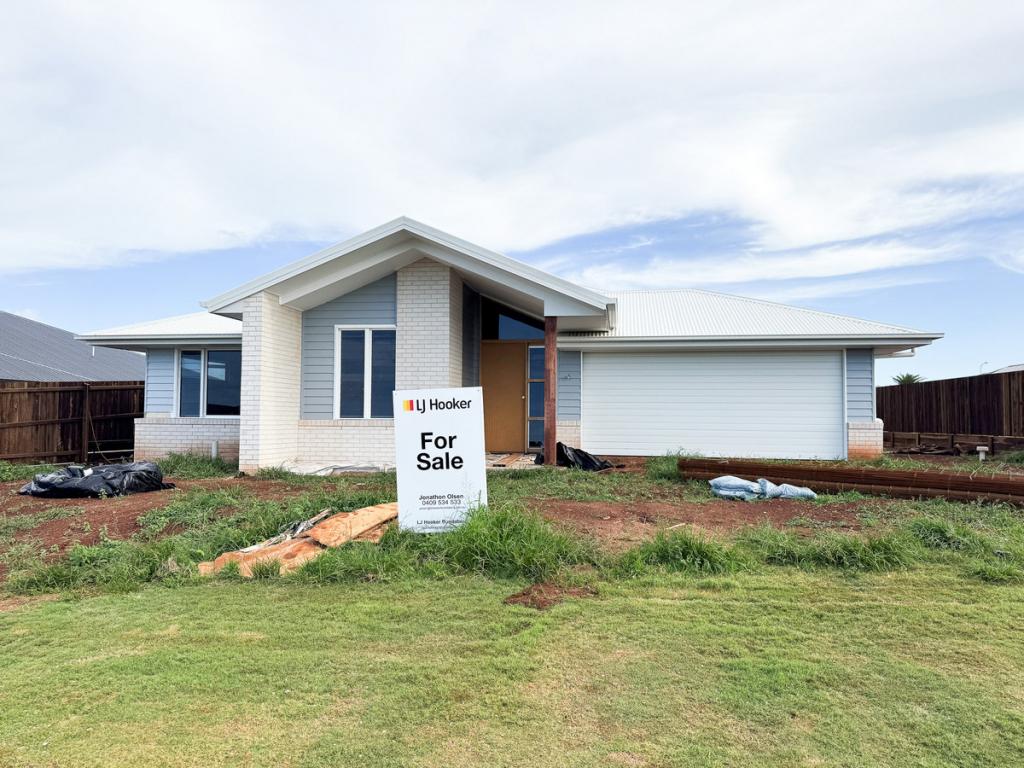 13 Ambrym St, Bargara, QLD 4670